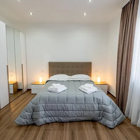 One Fiera With Private Bathroom Apartamento Verona