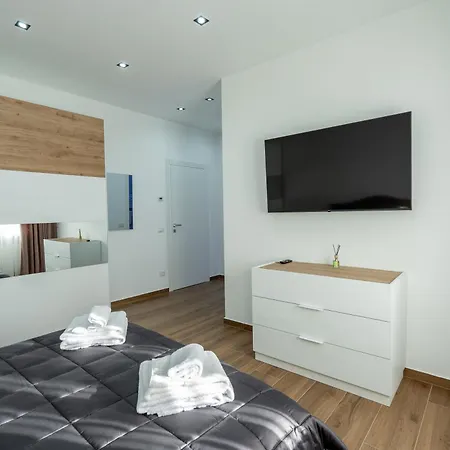 One Fiera With Private Bathroom *